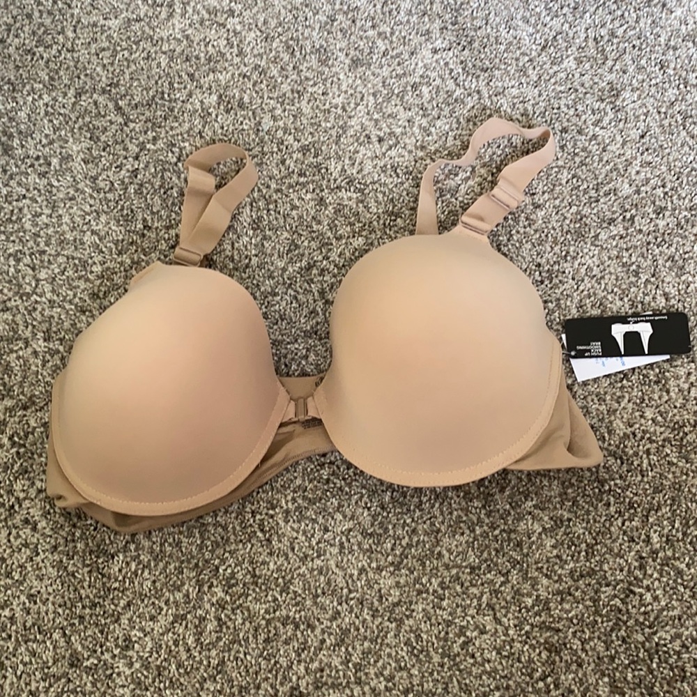 NWT Tan Front Snap Closure Push Up Bra